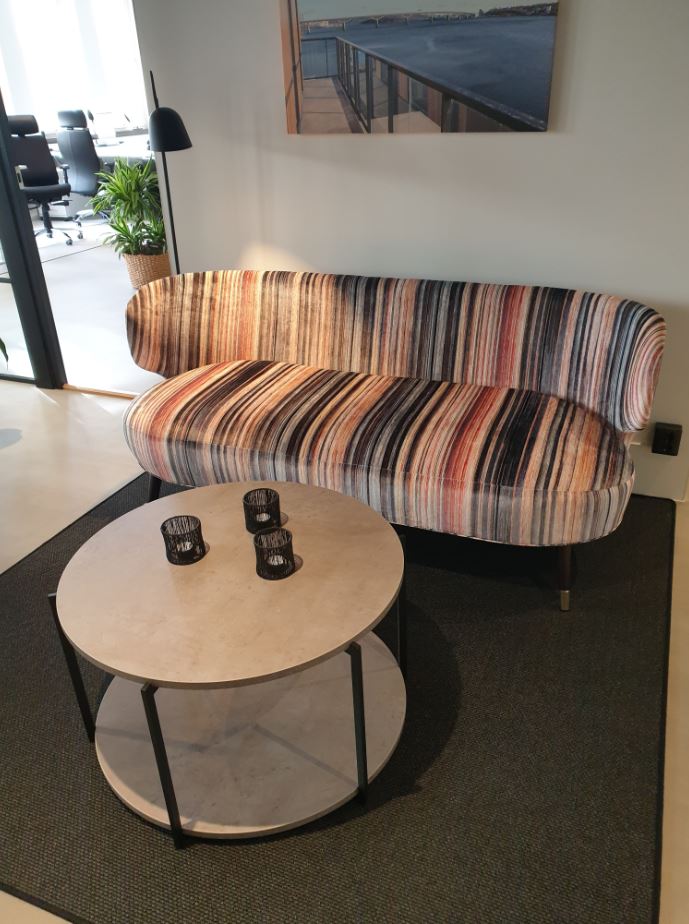 Interior Design Collection - Möbler för offentliga miljöer